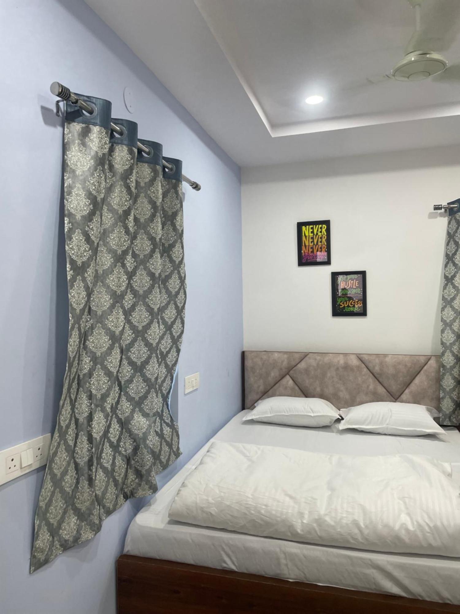 Cosmic Hotel & Guest House Gachibowli Raidurg Hajdarabad Zewnętrze zdjęcie